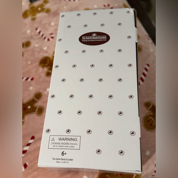 New! The Ashton Drake Collection doll “Katie”! She coos, breaths & more! - Picture 11 of 14